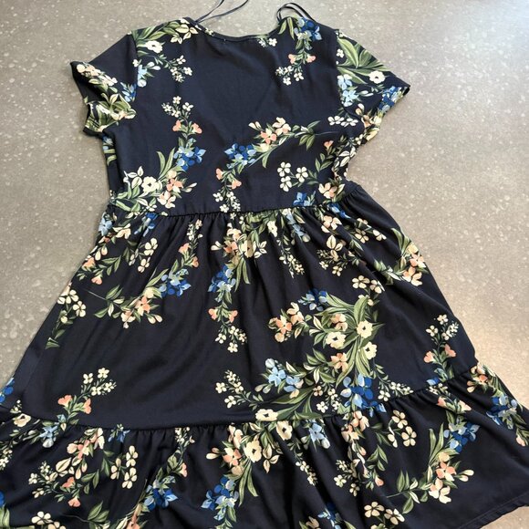 Mi Ami Francesca’s Dress - Picture 3 of 12